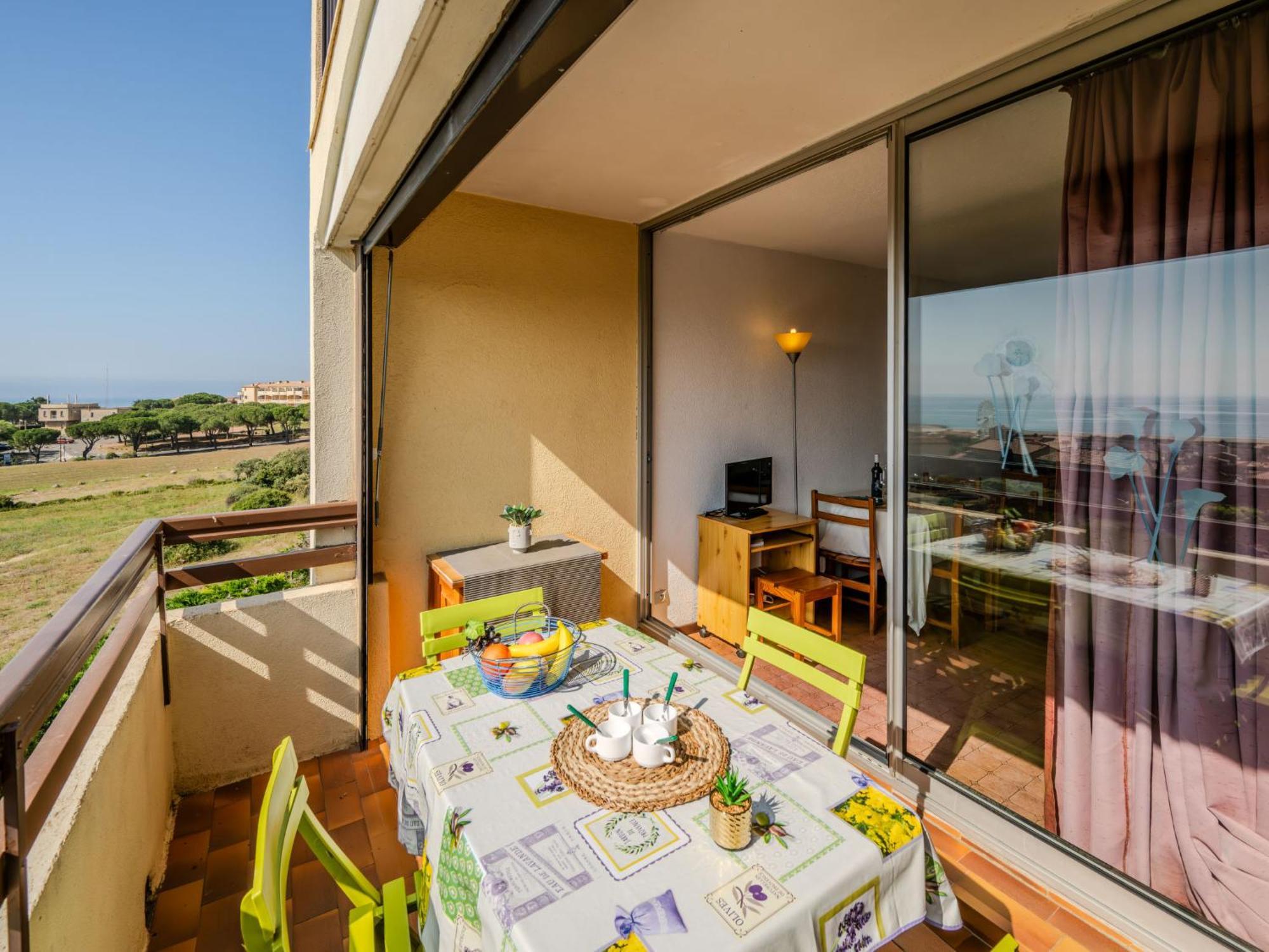 Apartment Les Eaux Vives 1 & 2-2 By Interhome Saint-Pierre-la-Mer  Экстерьер фото