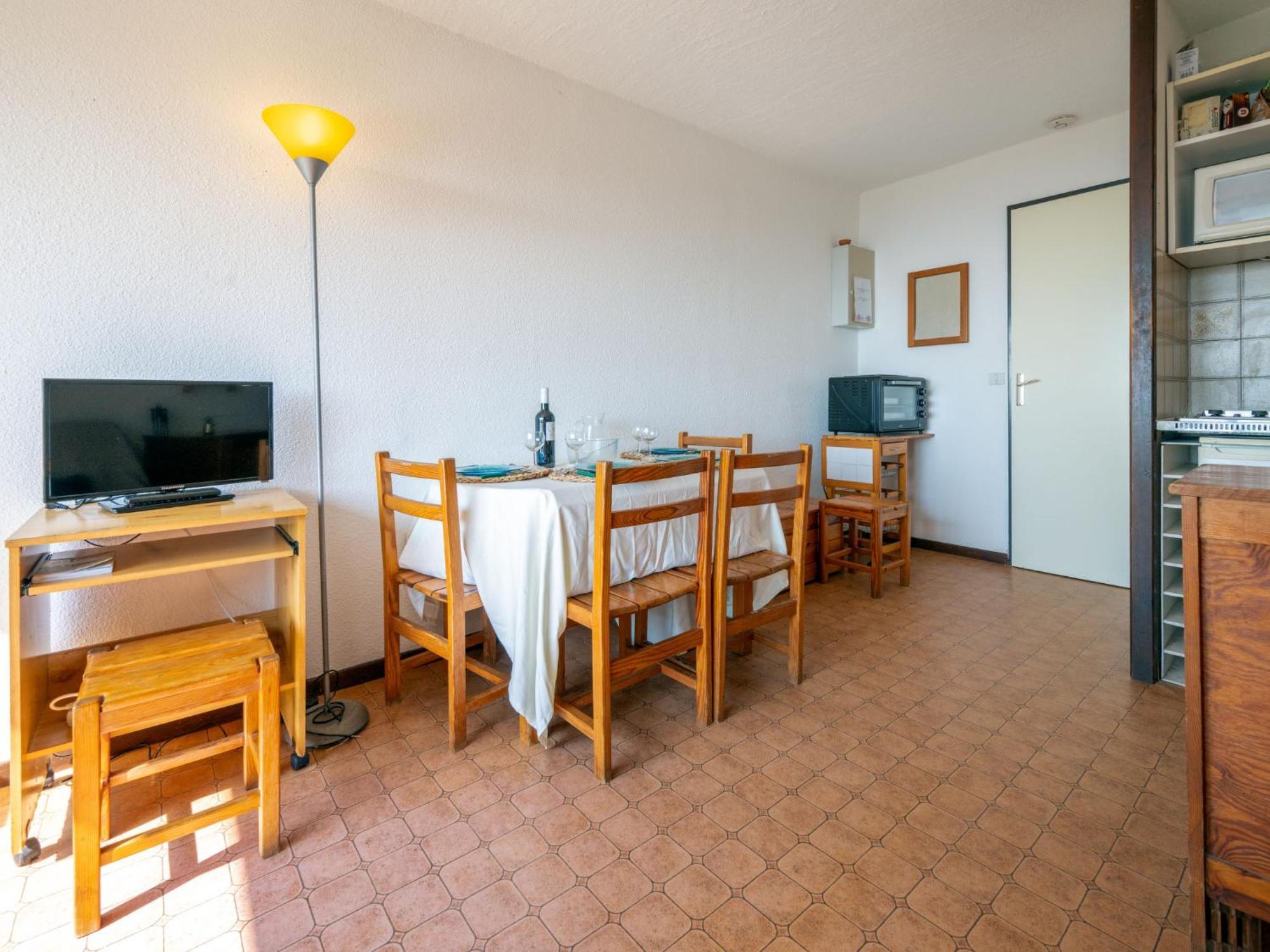 Apartment Les Eaux Vives 1 & 2-2 By Interhome Saint-Pierre-la-Mer  Экстерьер фото