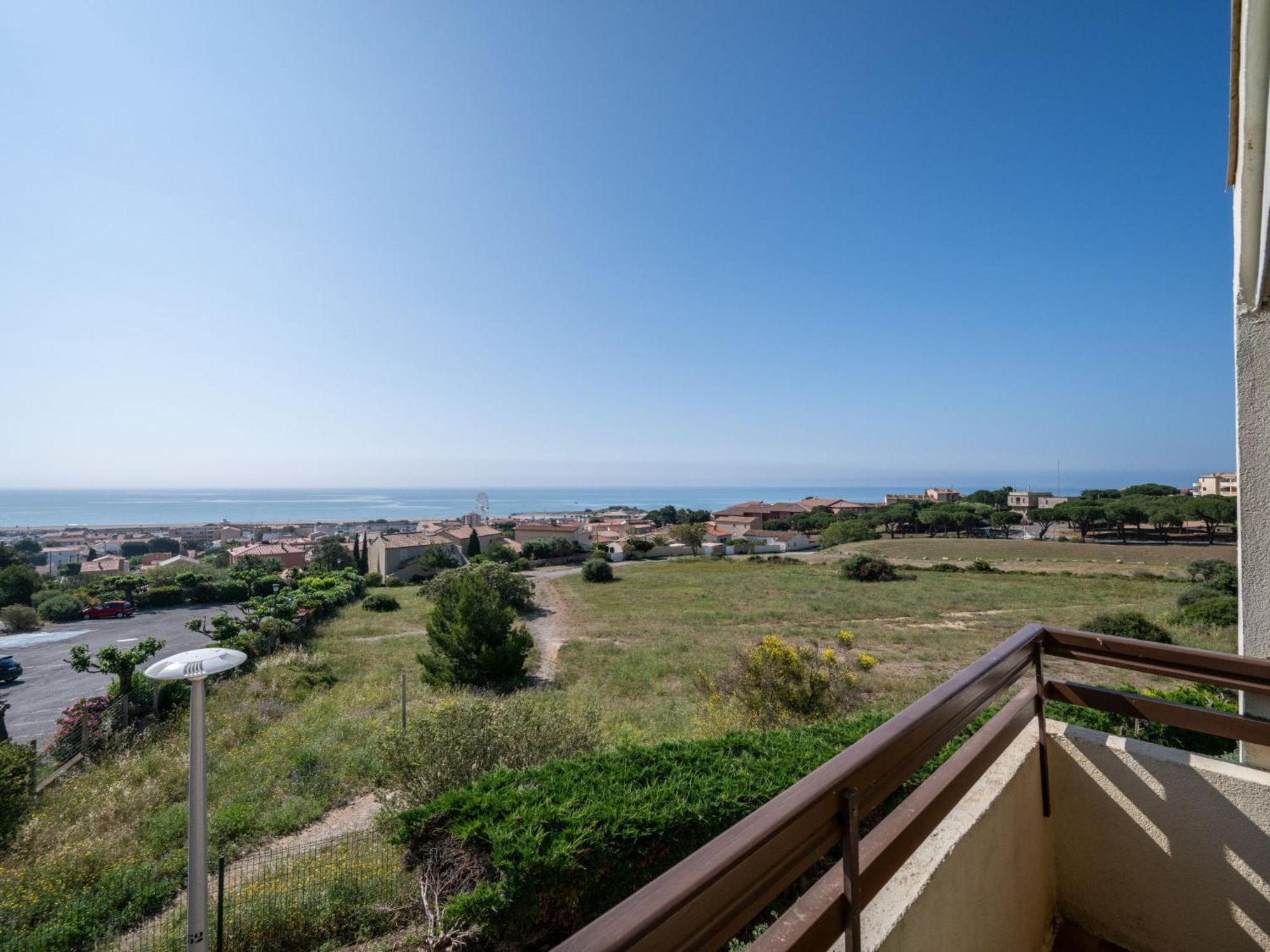 Apartment Les Eaux Vives 1 & 2-2 By Interhome Saint-Pierre-la-Mer  Экстерьер фото